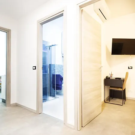Relaxation Oasis With Parking Space, 5 Min From San Martino Apartment Genoa