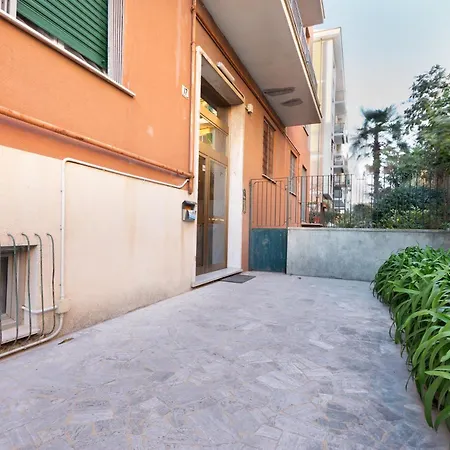 Relaxation Oasis With Parking Space, 5 Min From San Martino Genoa